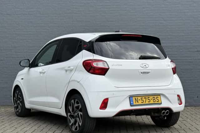 Hyundai i10 (2021) thumbnail 9