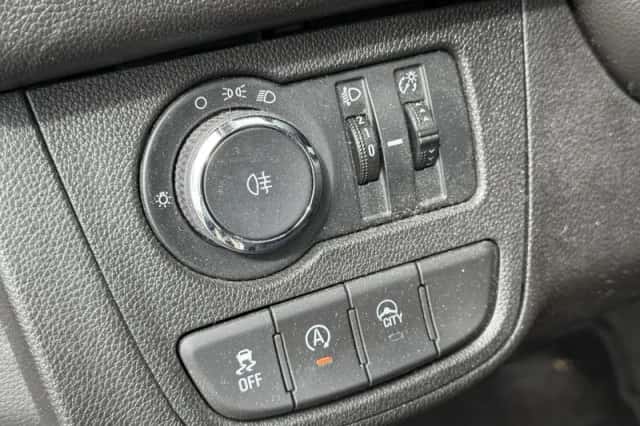 Opel Karl (2019) thumbnail 15