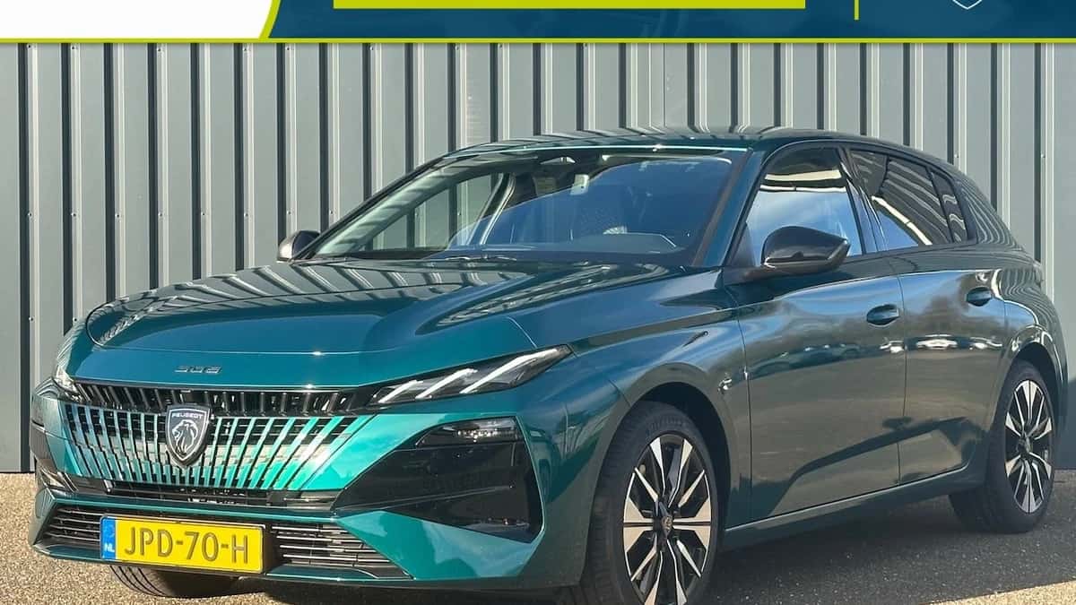 Peugeot 308 (2025) — foto 1