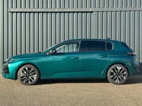 Peugeot 308 (2025) thumbnail 2