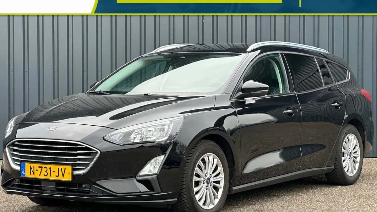 Ford Focus (2021) — foto 1