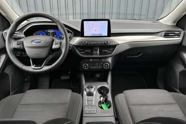 Ford Focus (2021) thumbnail 12