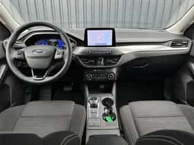 Ford Focus (2021) thumbnail 12