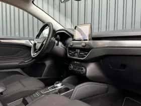 Ford Focus (2021) thumbnail 21