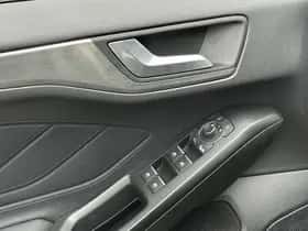 Ford Focus (2021) thumbnail 26