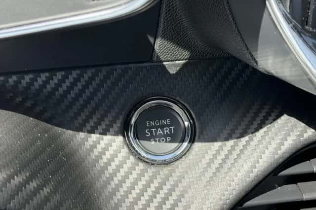 Peugeot 208 (2021) thumbnail 17