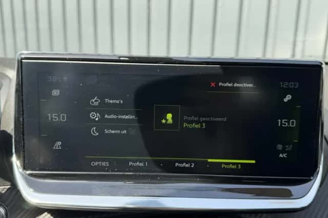 Peugeot 208 (2021) thumbnail 24