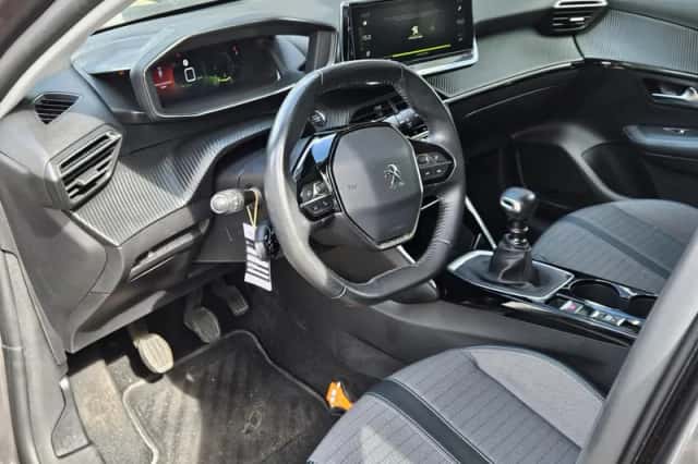 Peugeot 208 (2021) thumbnail 30