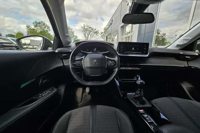 Peugeot 208 (2021) thumbnail 32