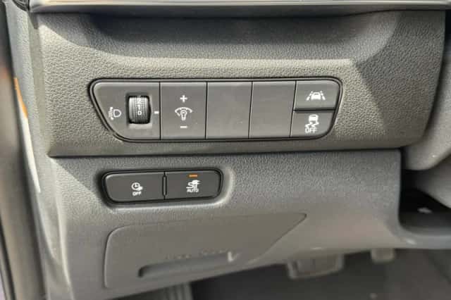 Kia Niro EV (2022) thumbnail 17
