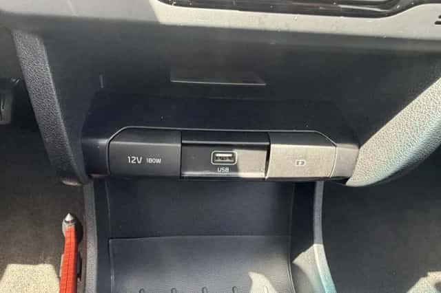 Kia Niro EV (2022) thumbnail 26