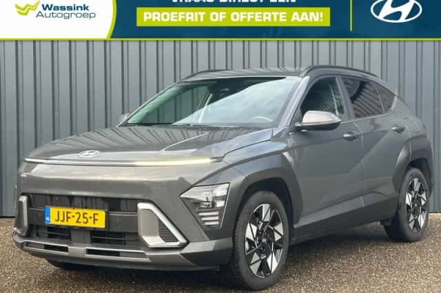 Hyundai Kona (2024) thumbnail 1