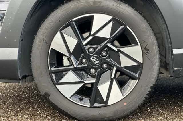 Hyundai Kona (2024) thumbnail 12