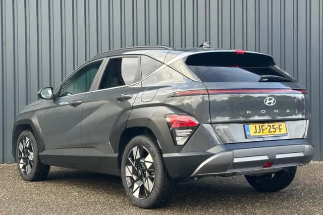 Hyundai Kona (2024) thumbnail 3