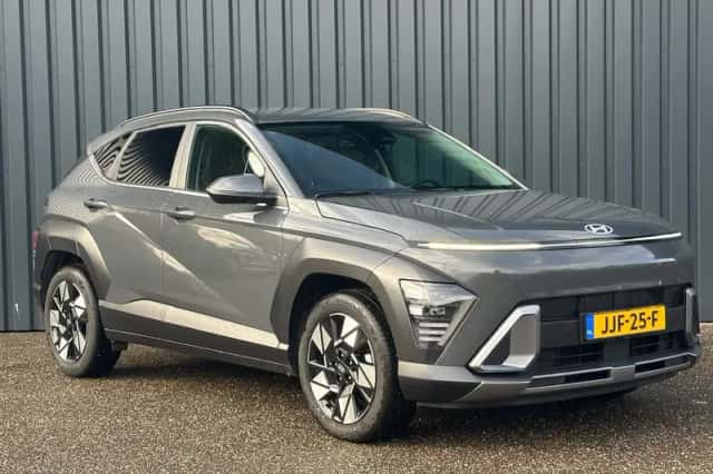 Hyundai Kona (2024) thumbnail 7