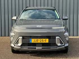 Hyundai Kona (2024) thumbnail 8
