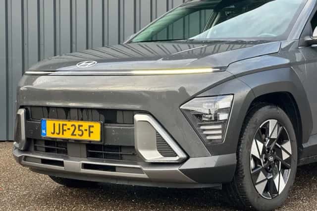 Hyundai Kona (2024) thumbnail 9