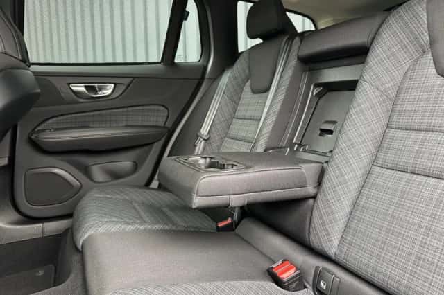 Volvo V60 (2022) thumbnail 21