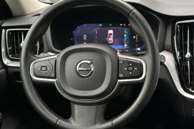 Volvo V60 (2022) thumbnail 23