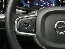 Volvo V60 (2022) thumbnail 24