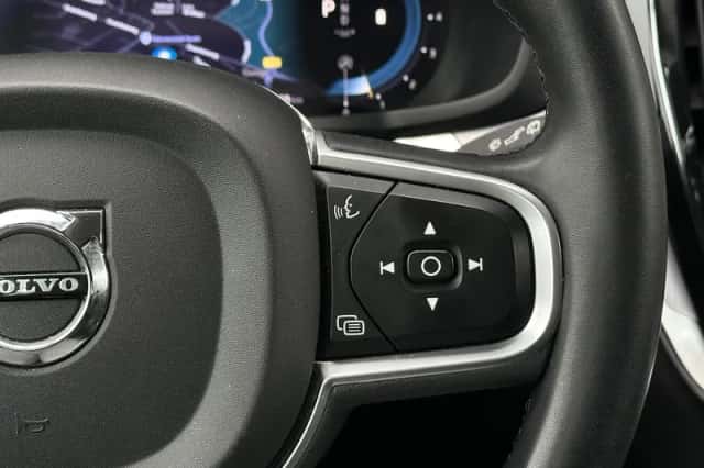 Volvo V60 (2022) thumbnail 25