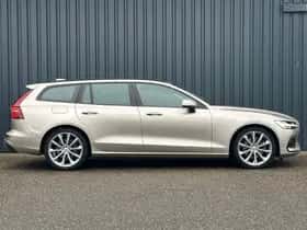 Volvo V60 (2022) thumbnail 6