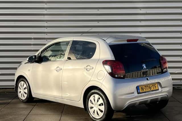 Peugeot 108 (2022) thumbnail 5