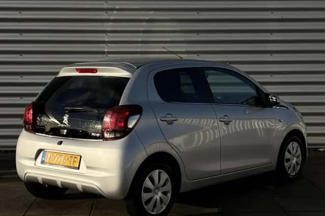 Peugeot 108 (2022) thumbnail 7