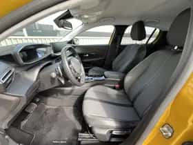 Peugeot 208 (2021) thumbnail 9