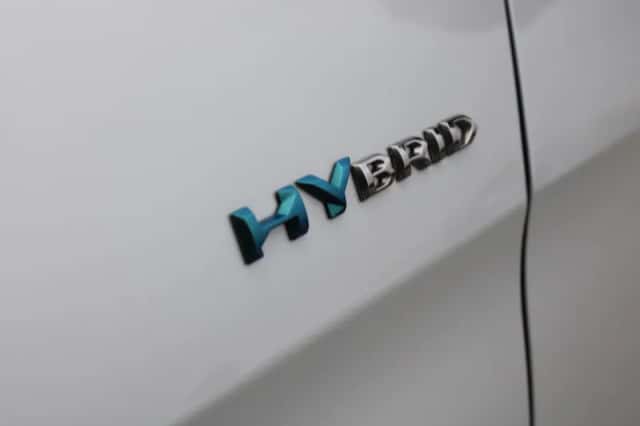 Peugeot 3008 (2022) thumbnail 13