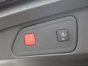 Peugeot 3008 (2022) thumbnail 20