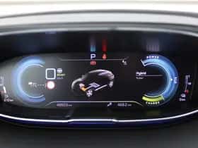 Peugeot 3008 (2022) thumbnail 31
