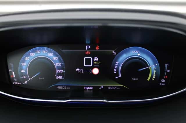 Peugeot 3008 (2022) thumbnail 32