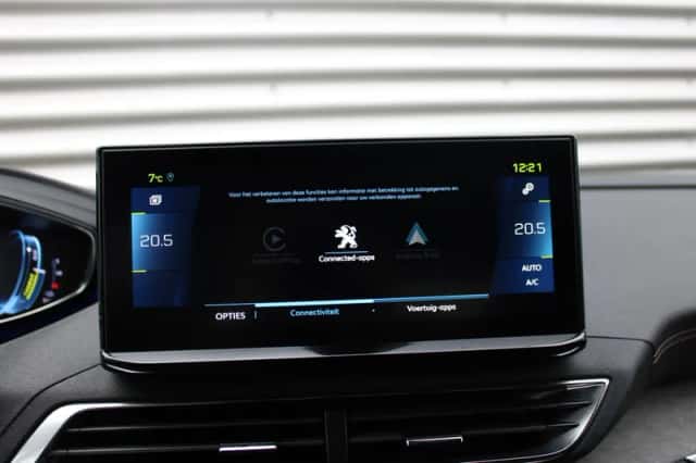 Peugeot 3008 (2022) thumbnail 34