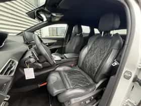 Peugeot 3008 (2022) thumbnail 5