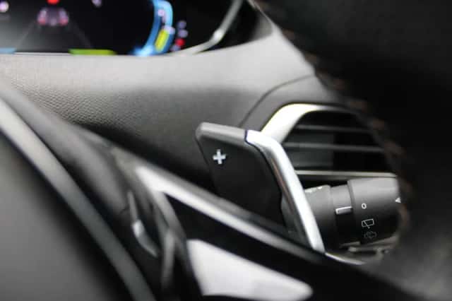 Peugeot 3008 (2022) thumbnail 41