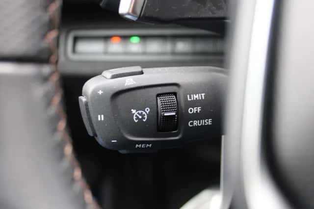 Peugeot 3008 (2022) thumbnail 45