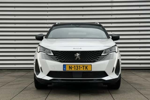 Peugeot 3008 (2022) thumbnail 7
