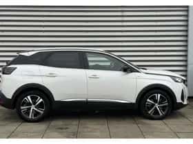 Peugeot 3008 (2022) thumbnail 8