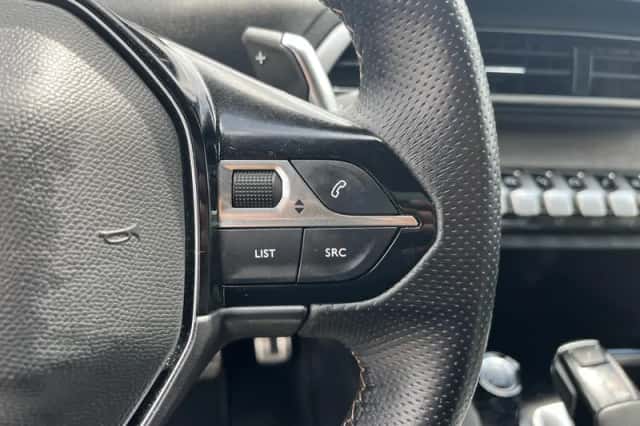 Peugeot 3008 (2022) thumbnail 15