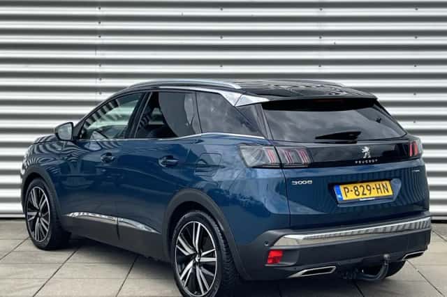 Peugeot 3008 (2022) thumbnail 5