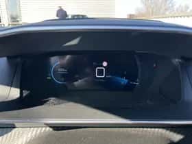 Peugeot 208 (2022) thumbnail 17