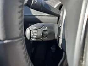 Peugeot 208 (2022) thumbnail 23
