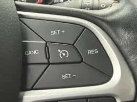 Jeep Compass (2020) thumbnail 16