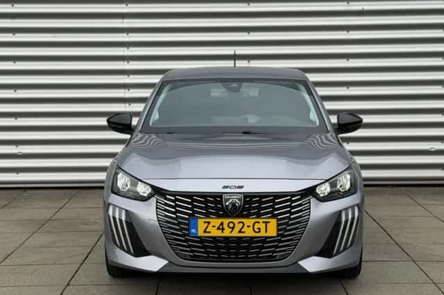 Peugeot e-208 (2024) thumbnail 2