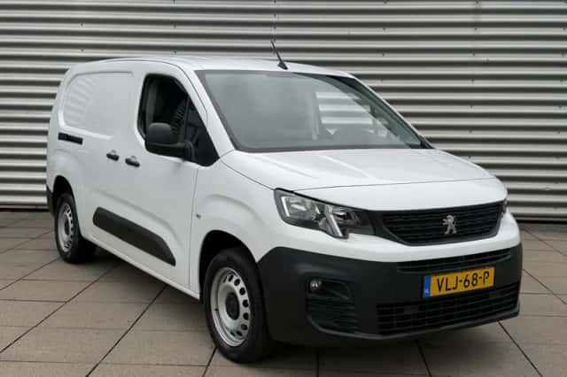 Peugeot Partner (2021) thumbnail 2