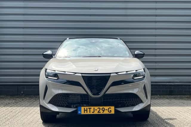 Alfa Romeo Junior (2025) thumbnail 2