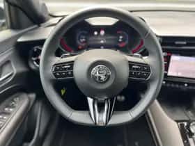 Alfa Romeo Junior (2025) thumbnail 18