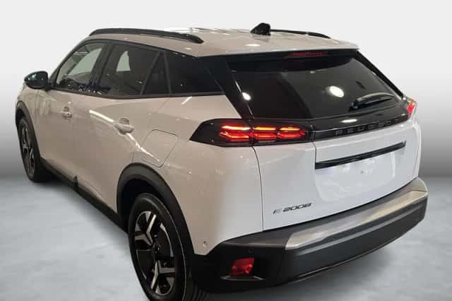 Peugeot e-2008 (2026) thumbnail 3