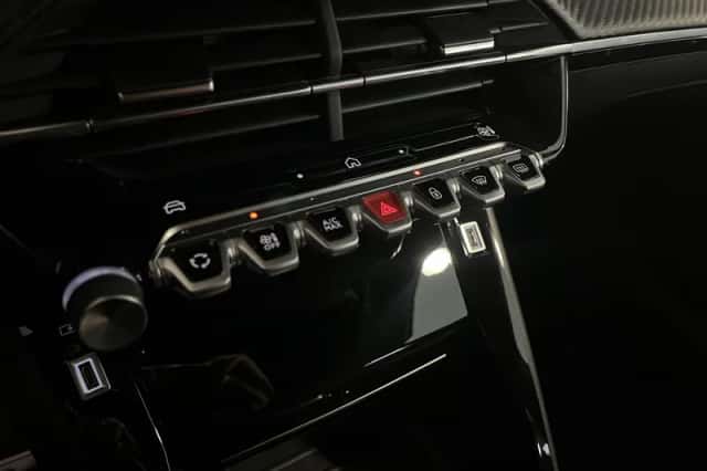 Peugeot e-2008 (2026) thumbnail 7
